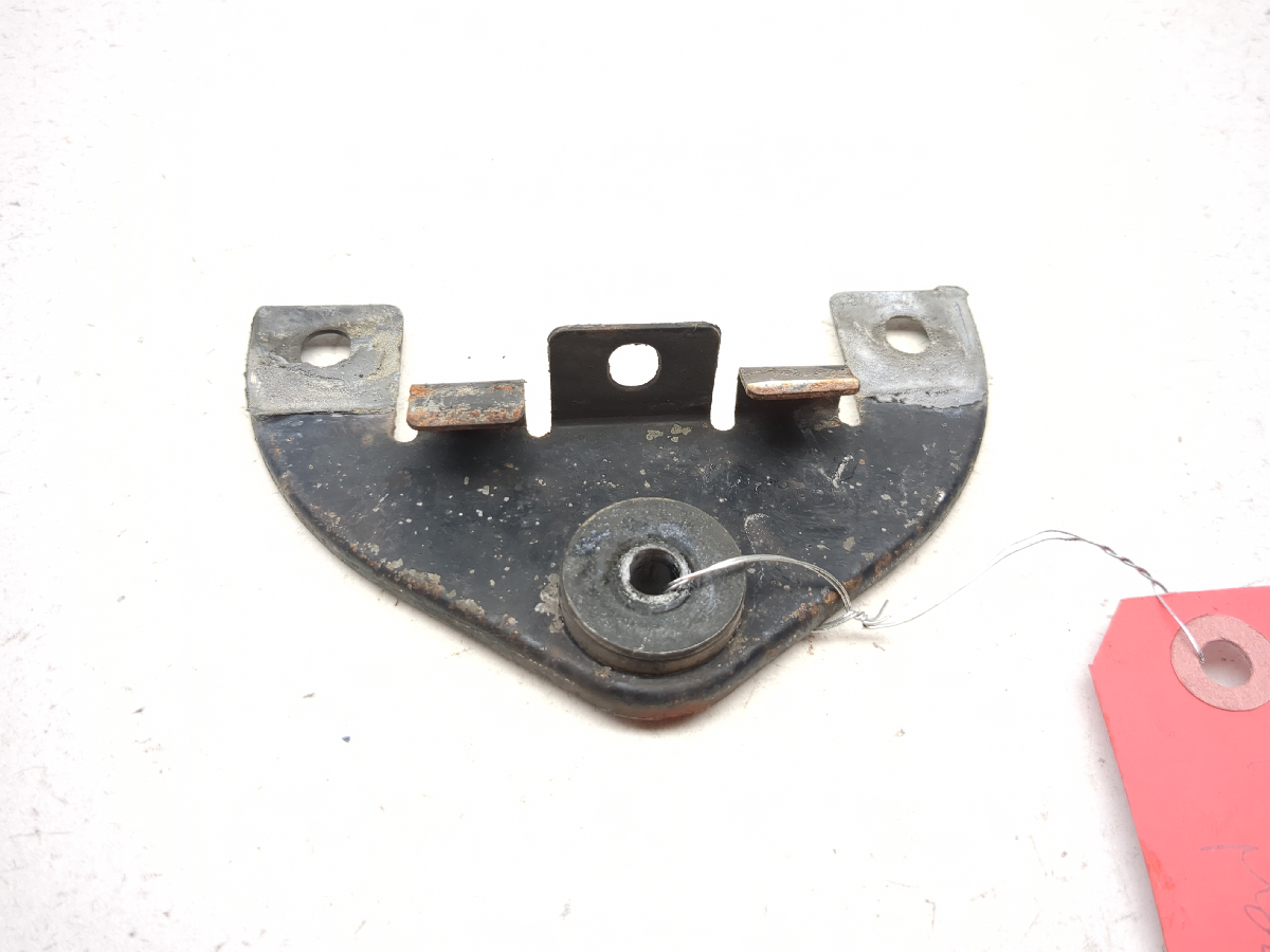 93 Honda Shadow 1100 VT1100C Upper Radiator Mount Bracket Holder