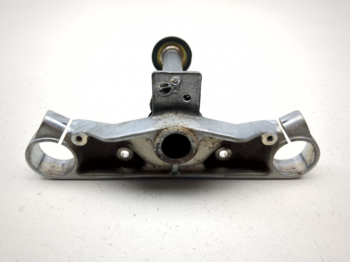 93 Honda Shadow 1100 VT1100C Bottom Lower Triple Tree Steering Clamp