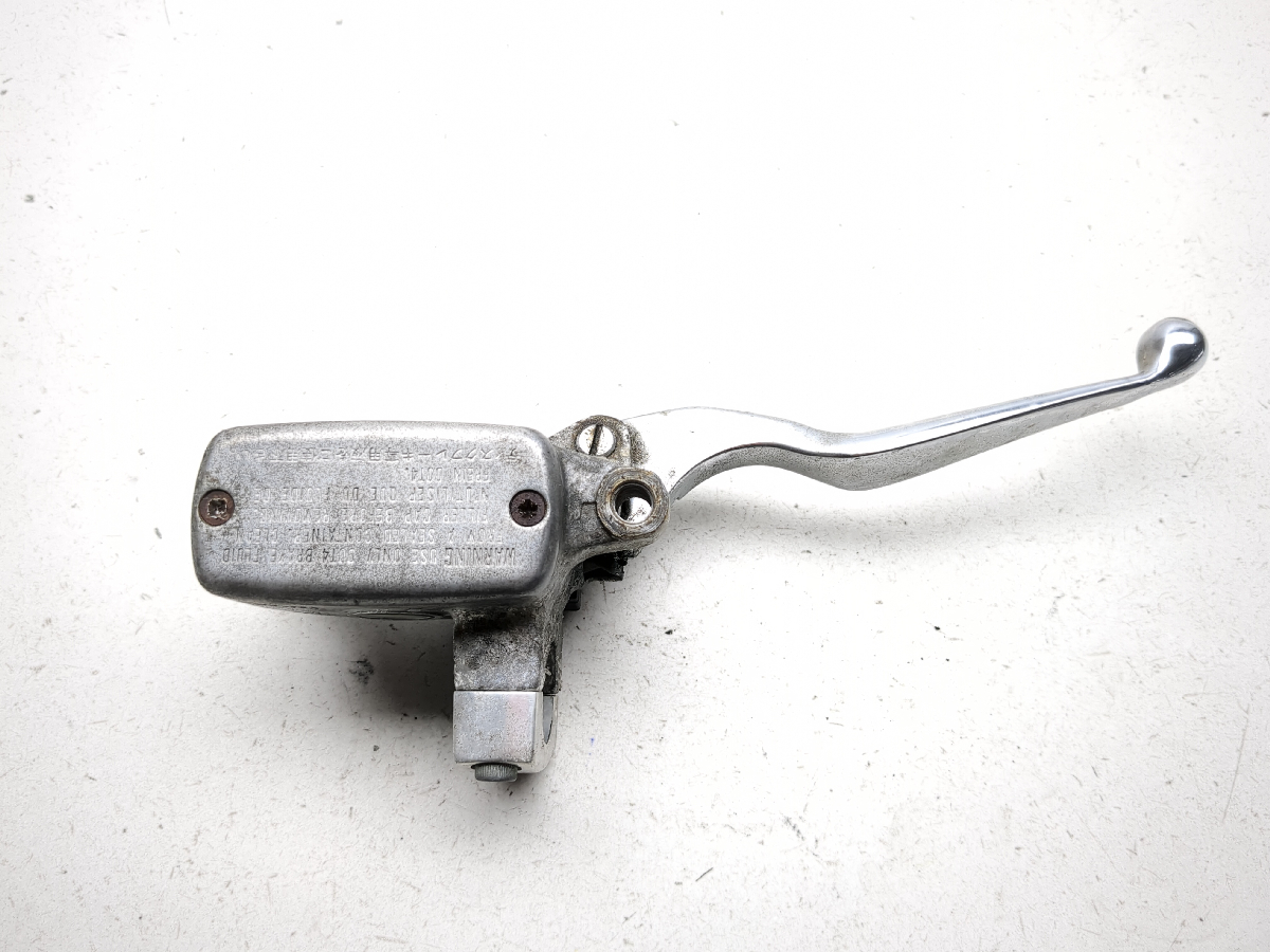 97-04 Honda Valkyrie Tourer 1500 GL1500CT Right Front Brake Master Cylinder