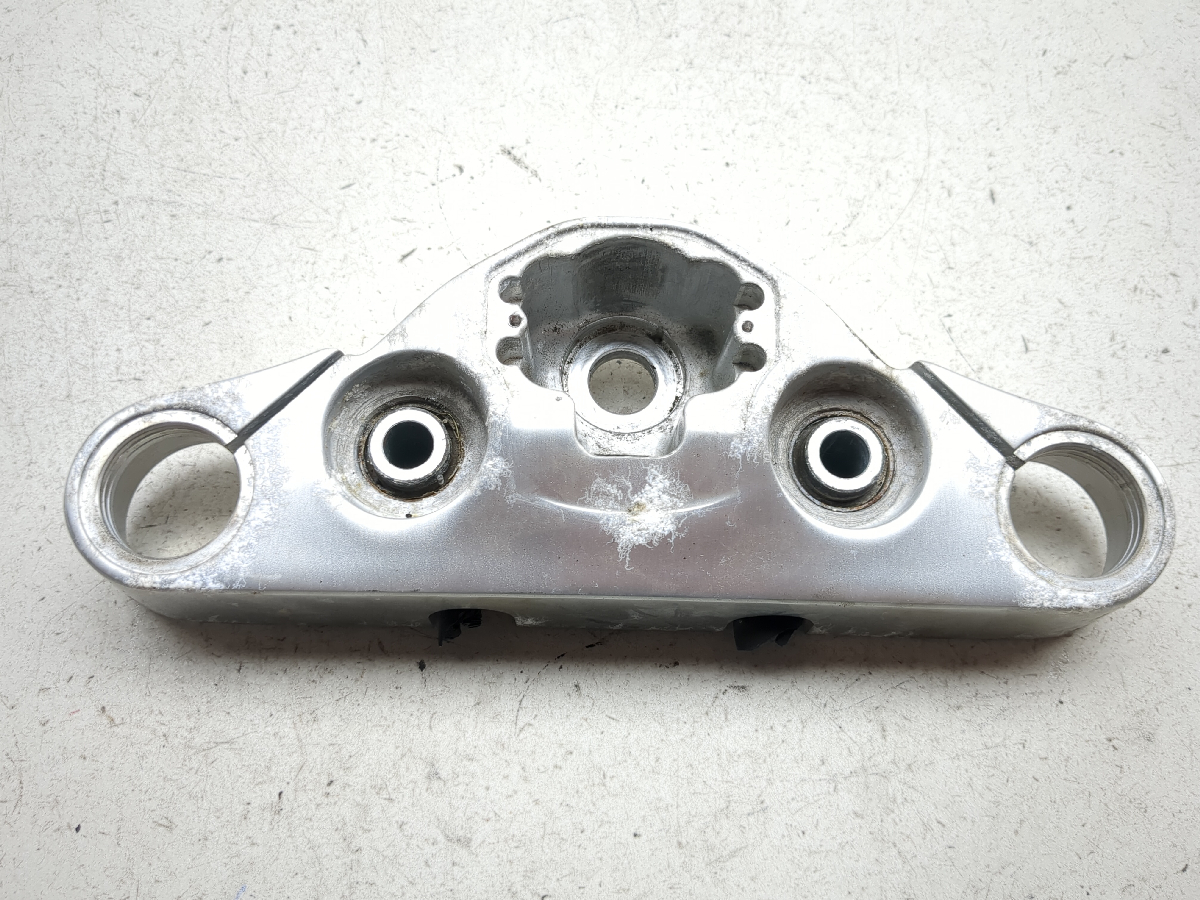 04-12 Victory Kingpin Top Upper Triple Clamp Tree
