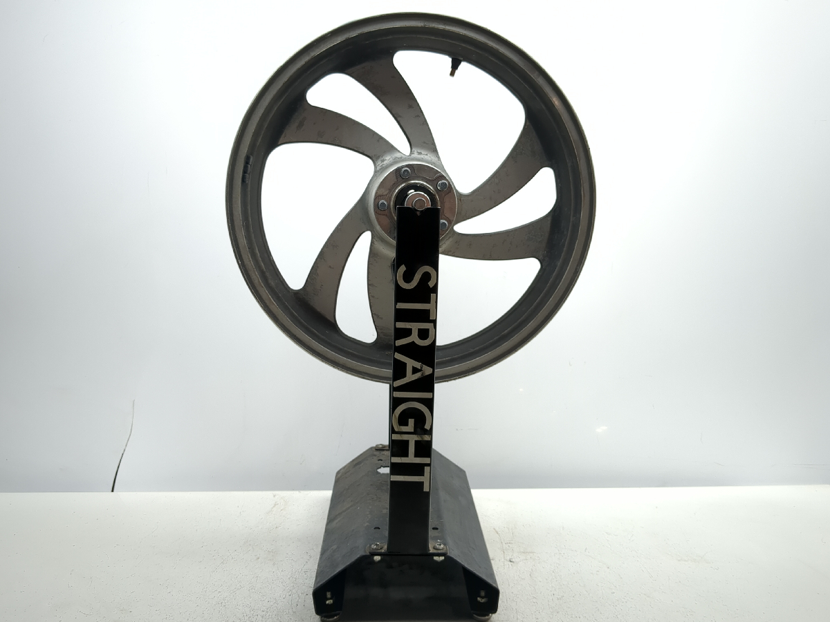 04-12 Victory Kingpin Rear Wheel Rim STRAIGHT 18x5.00