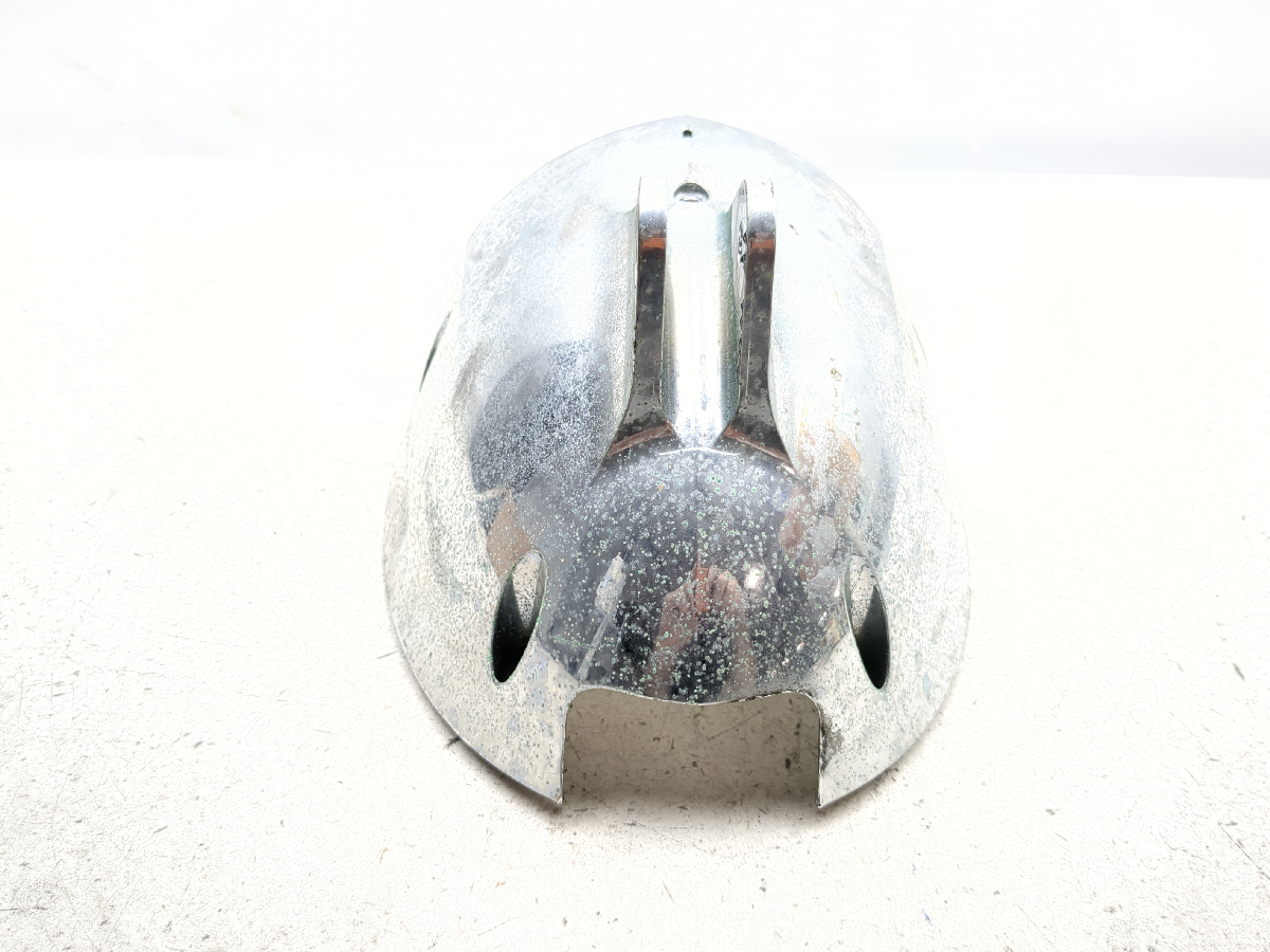 04-12 Victory Kingpin Headlight Bucket Can Surround 990362-01
