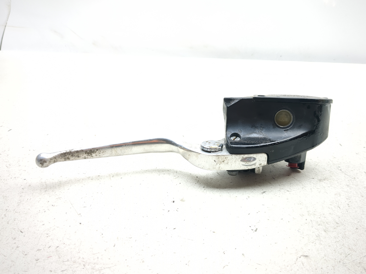 04-12 Victory Kingpin Right Front Brake Master Cylinder