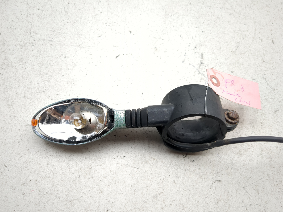04-12 Victory Kingpin Front Right Turn Signal Flasher Indicator Light
