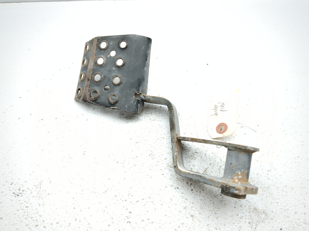 11 Bobcat 3200 Ranger 570Brake Pedal Lever Assembly