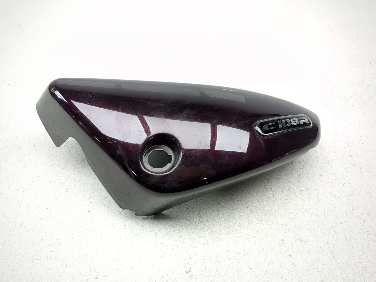 08 09 Suzuki C109R VLR1800 Left Side Lower Seat Cover Panel 47211-22H