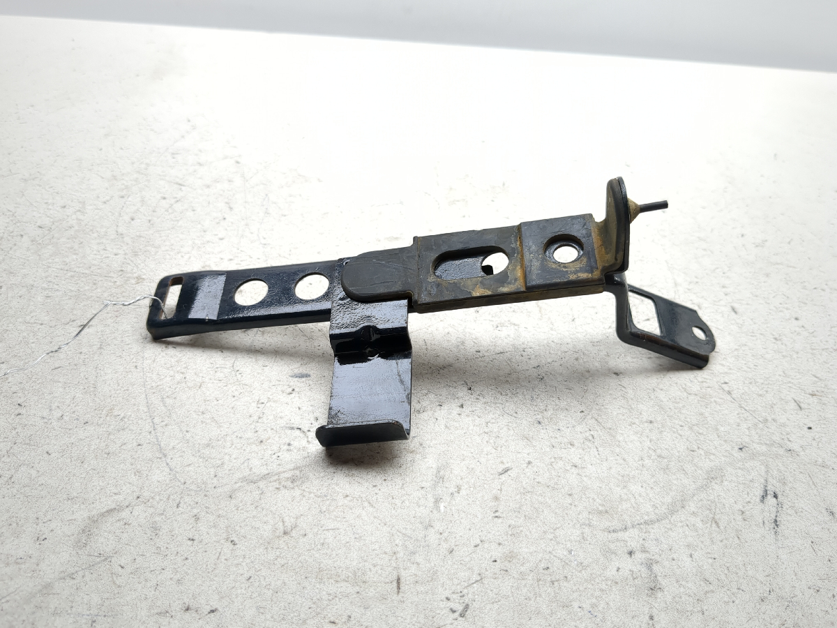 98-04 Kawasaki VN1500 Vulcan Nomad FI Battery Holder Bracket