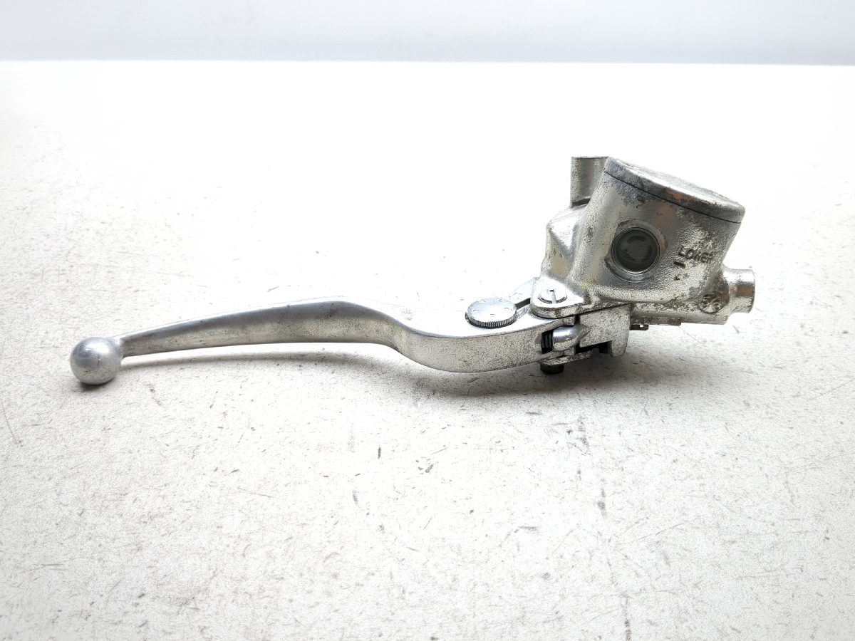 98-04 Kawasaki VN1500 Vulcan Nomad FI Right Front Brake Master Cylinder