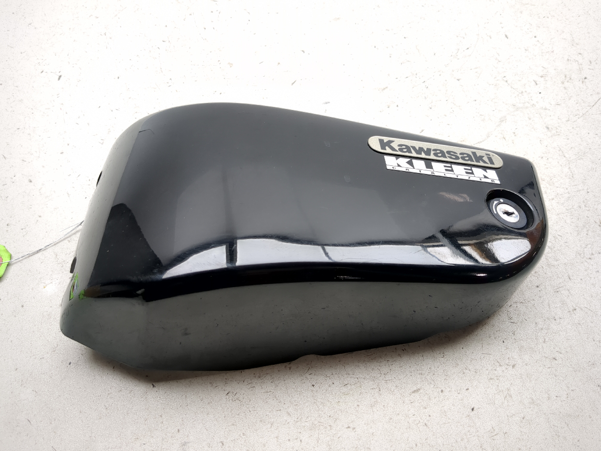 98-04 Kawasaki VN1500 Vulcan Nomad FI Left Side Lower Seat Cover Panel