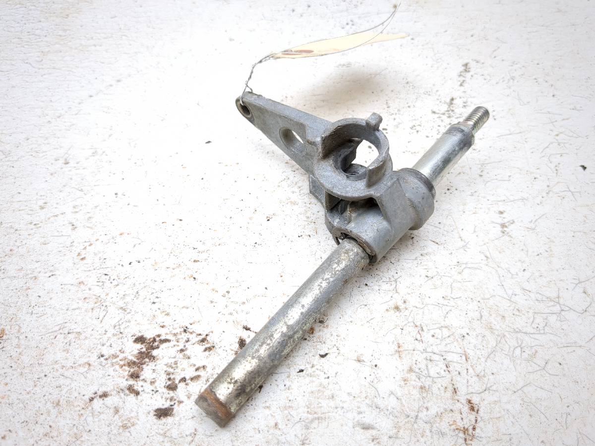 04-16 John Deere Gator HPX 4x4 Differential Lock