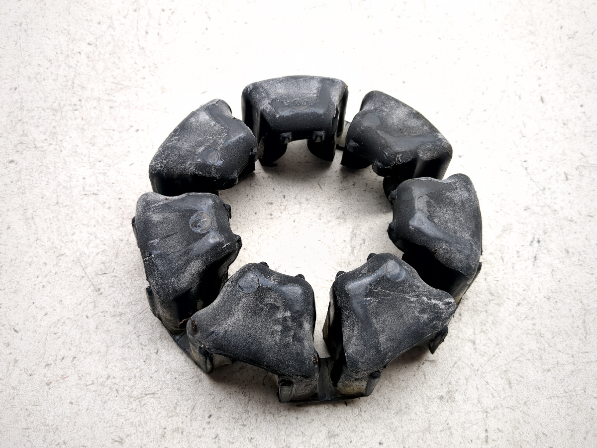 98-04 Kawasaki VN1500 Vulcan Nomad FI Rear Cush Drive Sprocket Hub Rubbers
