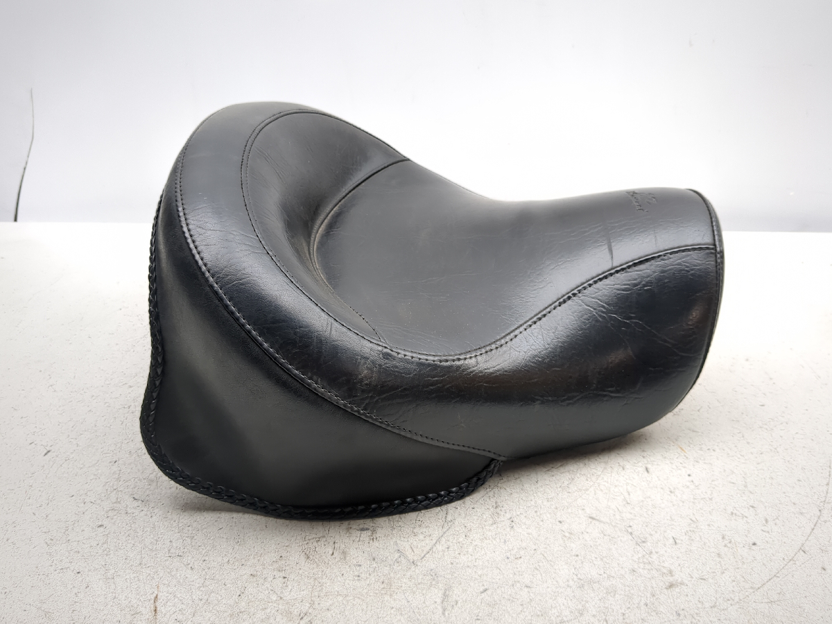 98-04 Kawasaki VN1500 Vulcan Nomad FI MUSTANG Front Driver Seat 400769