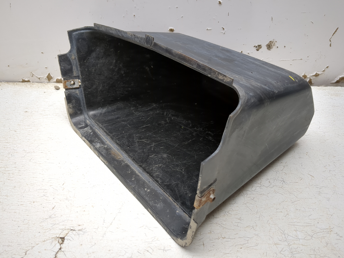04-16 John Deere Gator HPX 4x4 Storage Glove Box
