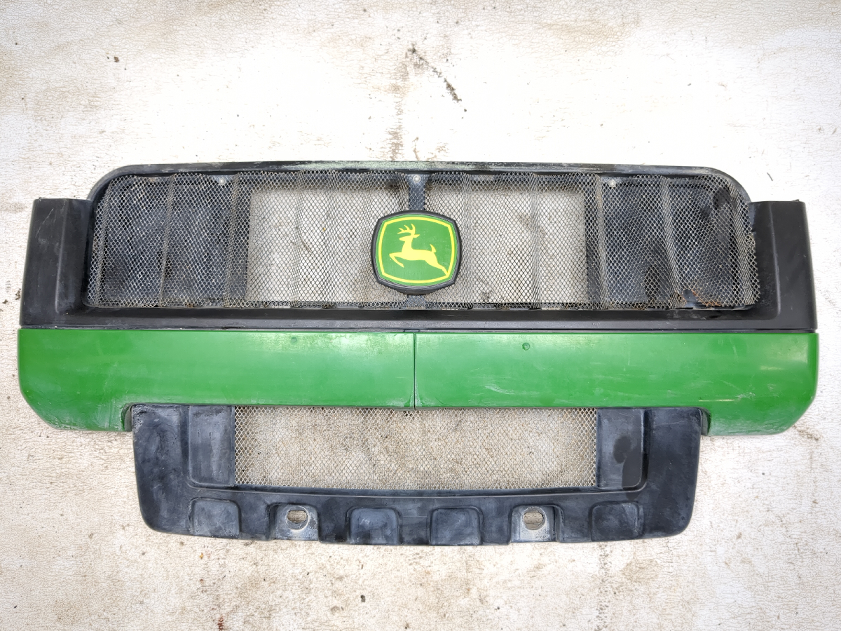 04-16 John Deere Gator HPX 4x4Front Headlight Bumper Cover Panel Grill Plastic