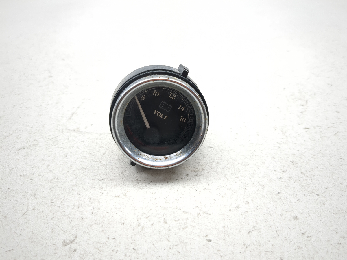 98-03 Harley Electra Glide FLHT Classic Battery Voltage Gauge 67352-96A