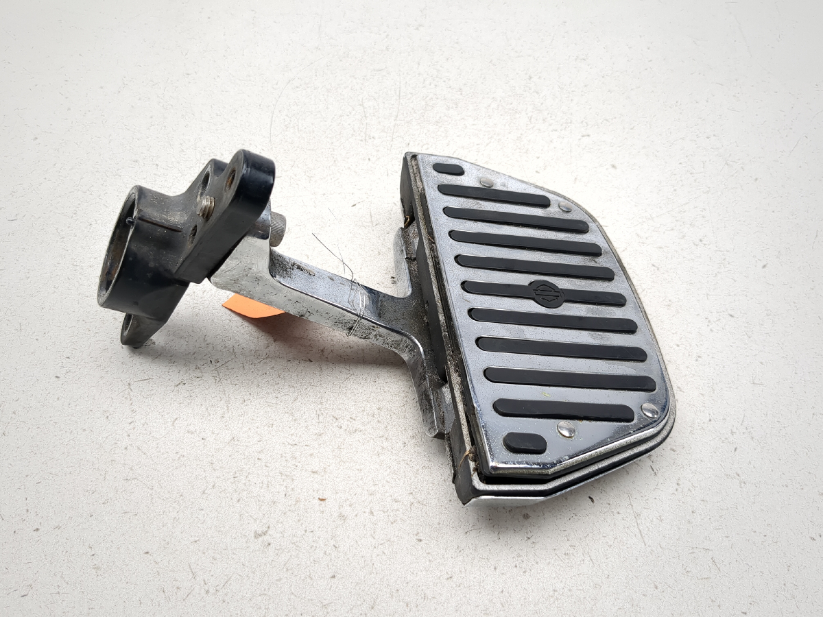 98-03 Harley Electra Glide FLHT Classic Rear Left Floorboard Floor Board