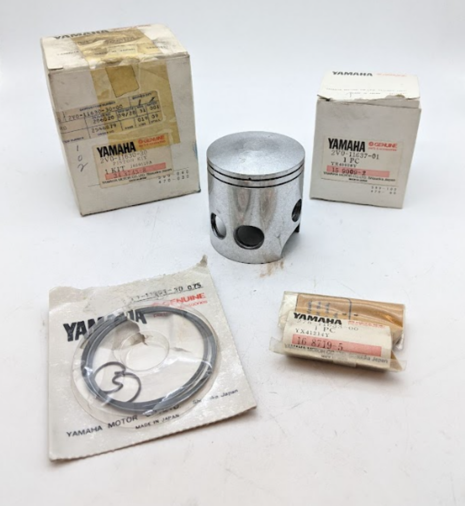 1979 Yamaha RD400F OEM Piston Kit 3rd O/S 2V0-11630-30