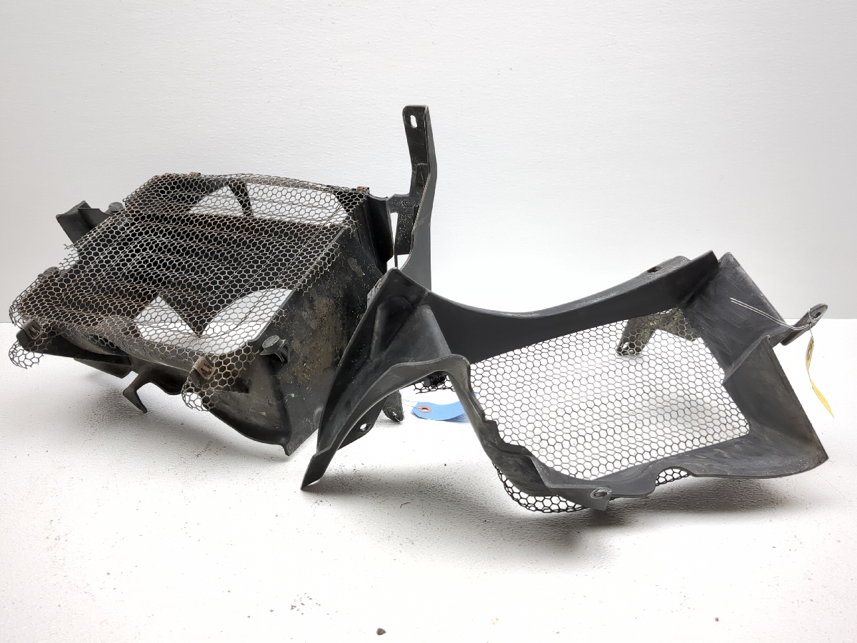 13-15 Can Am Spyder Roadster ST Radiator Shroud Covers Set