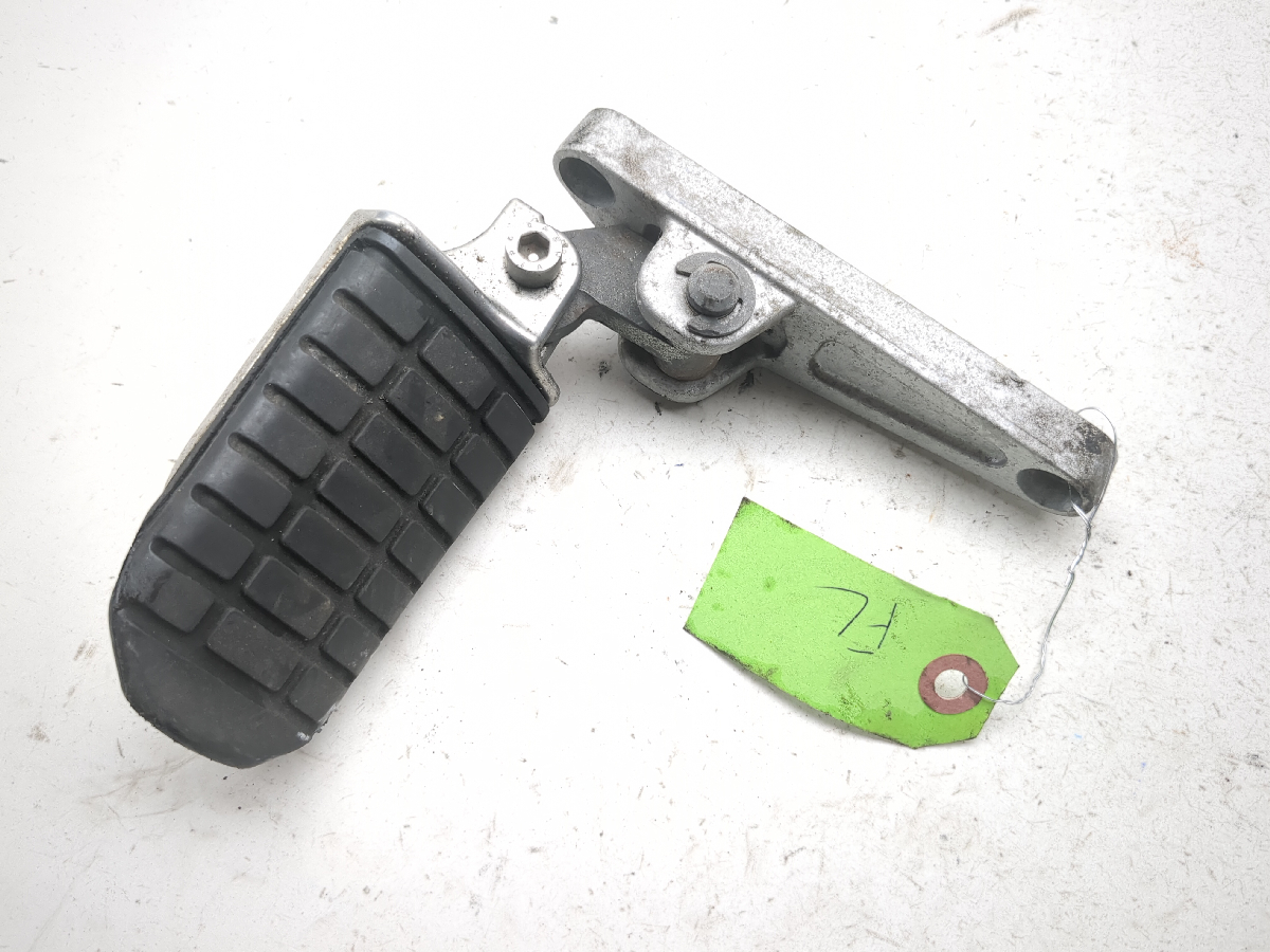 86-06 Kawasaki Concours ZG1000 Front Left Driver Foot Peg 34003-1259