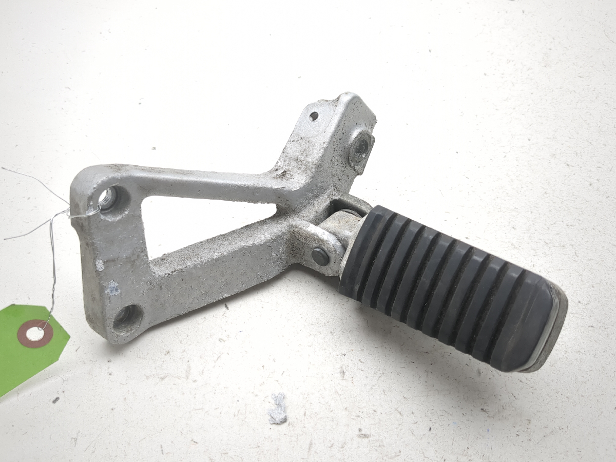 86-06 Kawasaki Concours ZG1000 Rear Left Passenger Foot Peg