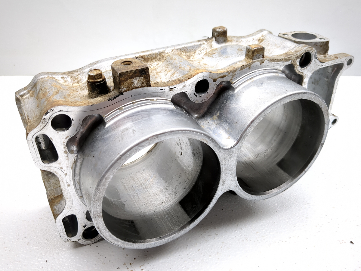 18-25 Kubota RTV XG850 Sidekick Engine Motor Cylinder Head Jug