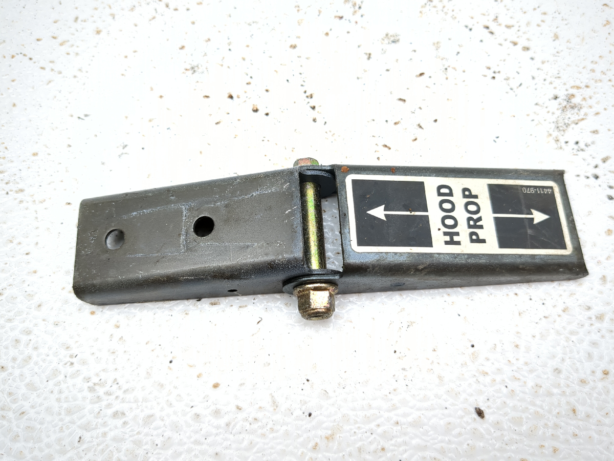16 Arctic Cat Prowler 700 HDX Hood Prop Hinge Bracket 4411-970