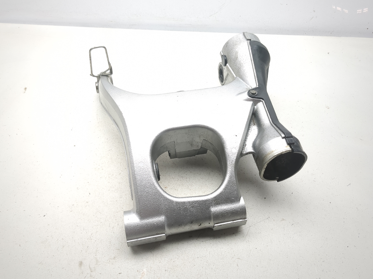 08 09 Kawasaki Concours ZG1400  Rear Wheel Swing Arm Frame