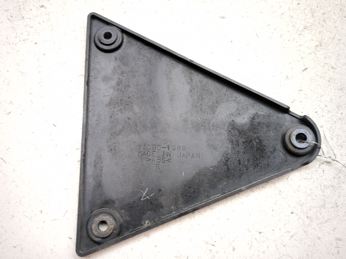 99-06 Kawasaki Vulcan 800 Drifter VN800E Right Swig Arm Cover Panel 14090-1989