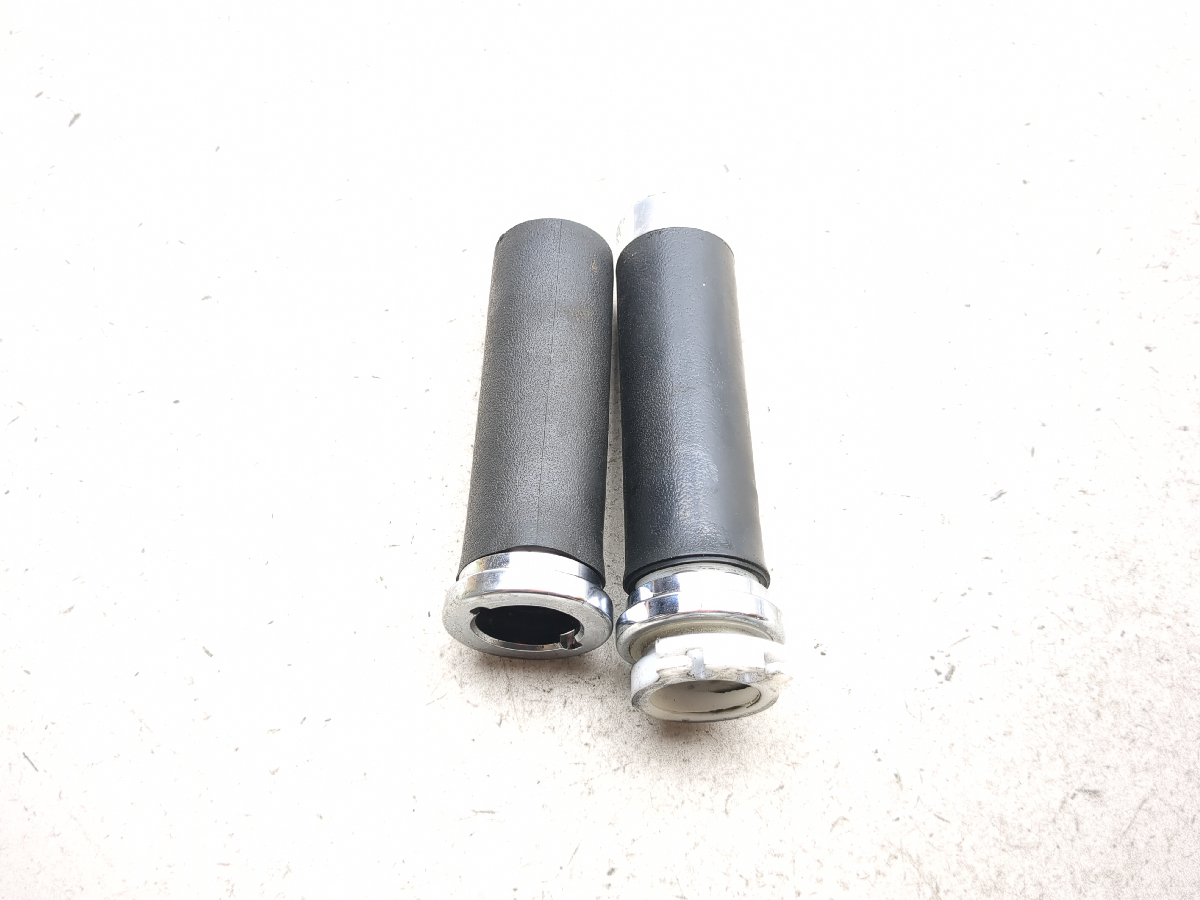 98-04 Kawasaki VN1500 Vulcan NomadThrottle Tube And Grips