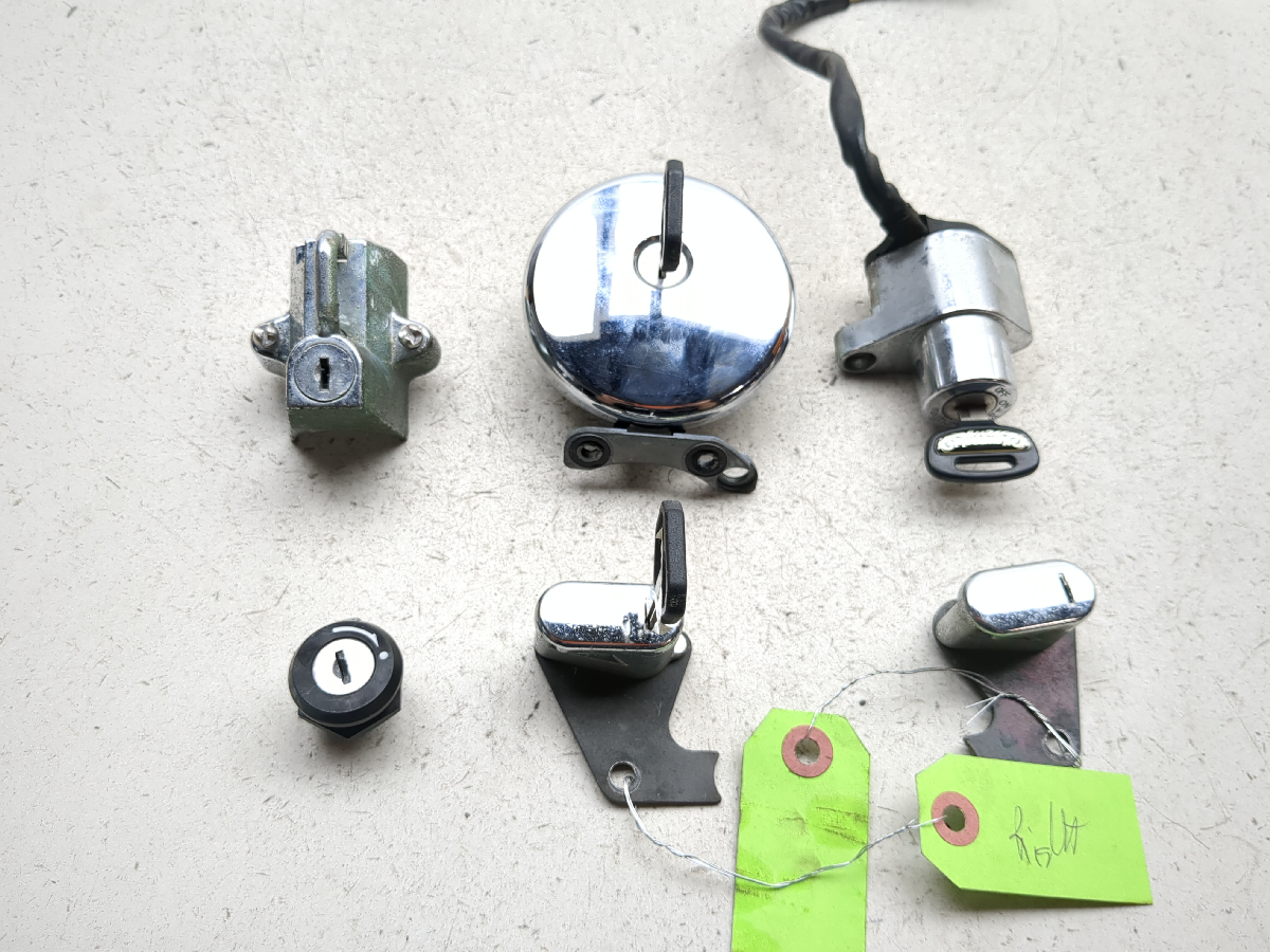 98-04 Kawasaki VN1500 Vulcan Nomad Lock Set Ignition Switch w/ Cap And Key