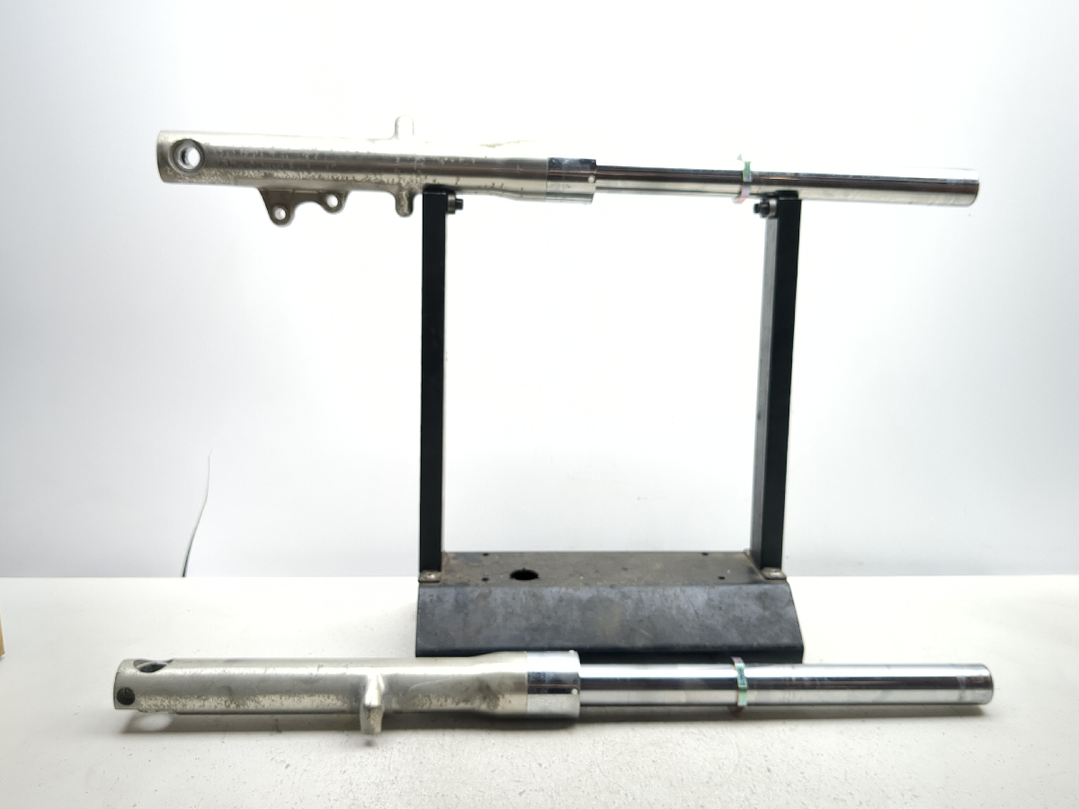 98-04 Kawasaki VN1500 Vulcan Nomad SHOWA Front Forks Suspension Set