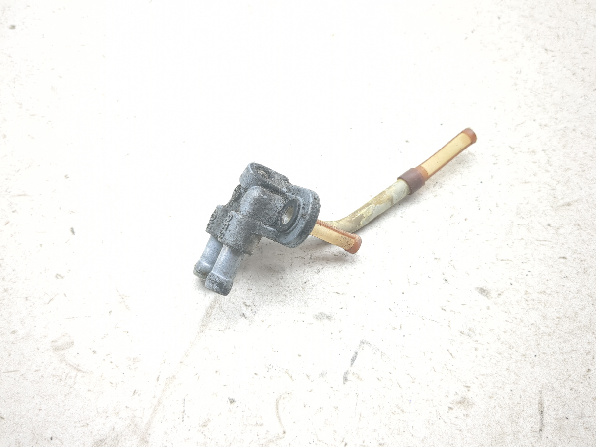 98-04 Suzuki VZ800 Marauder Petcock Gas Fuel Shut Off B