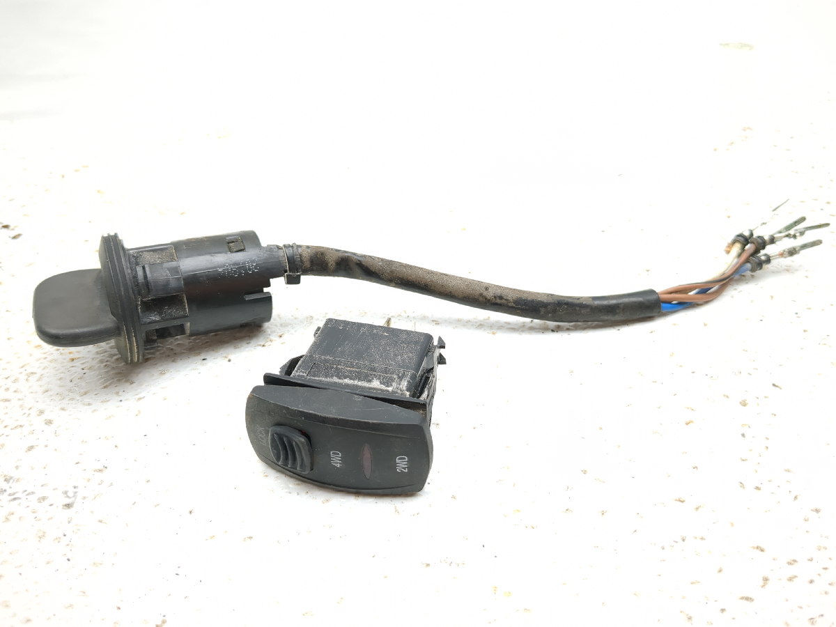 17-20 Textron Arctic Cat Prowler 500 2WD 4WD Switch W/ Headlight Control
