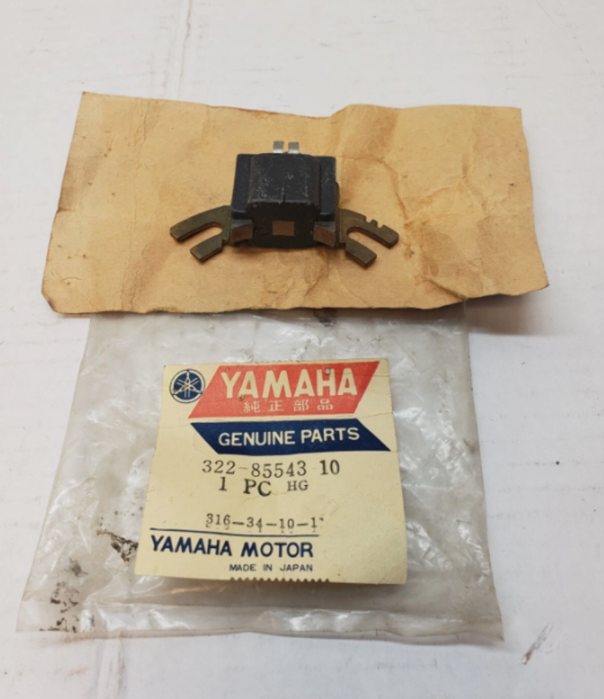 NOS YAMAHA 322-85543-10-00 COIL PULSER 1974 TZ350