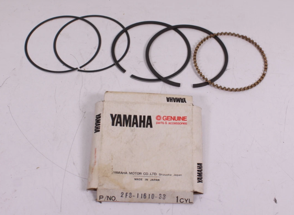 1978-1979 YAMAHA XS750 S NOS OEM 3RD OVER PISTON RINGS 2F3-11610-33