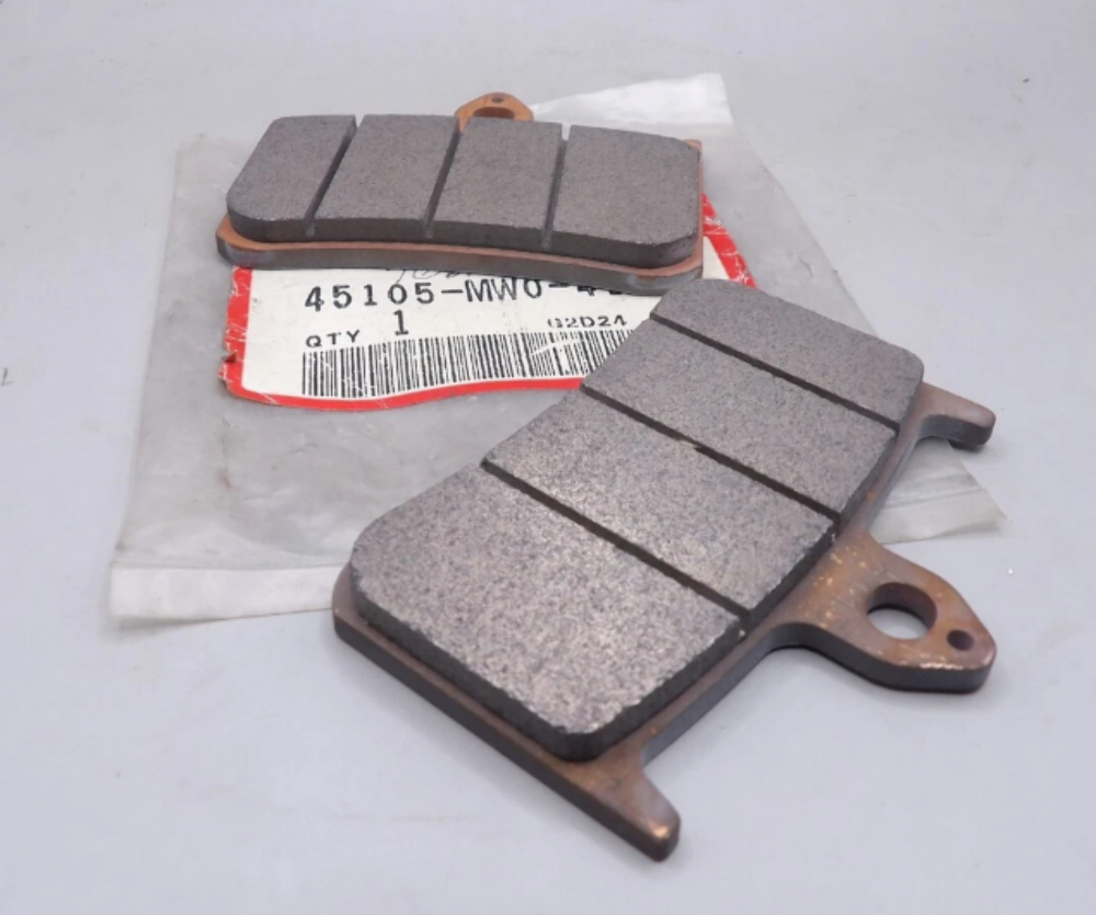 93-95 Honda CBR900RR FireBlade Front Brake Pads 45105-MW0-415