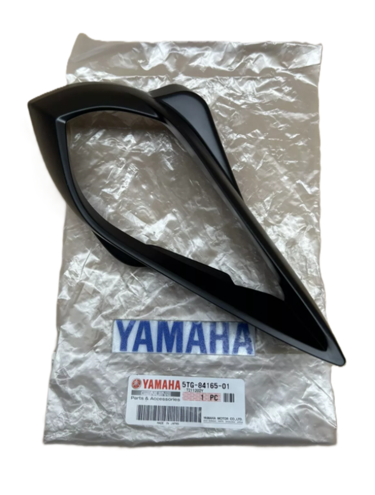 04-23 YAMAHA RAPTOR 250 350 700 YFZ450 HEADLIGHT TRIM FRONT FENDER 5TG-84165-01