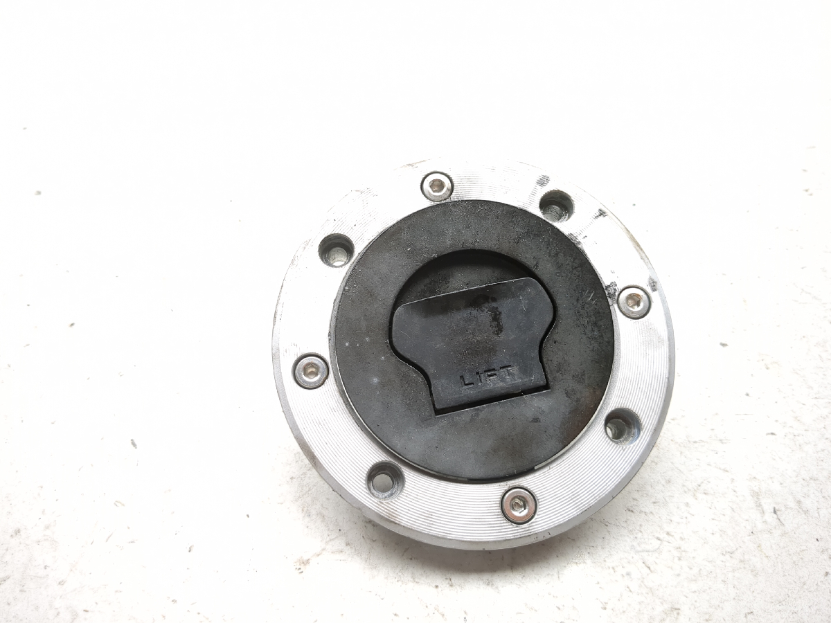 98-06 Suzuki Katana GSX 600 750 Petrol Gas Fuel Tank Cap Lid No Key