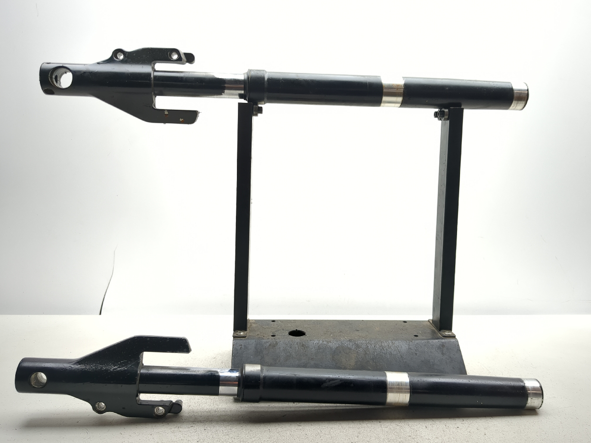 02-04 Kawasaki VN1500 Vulcan Mean Streak Front Forks Suspension Set STRAIGHT