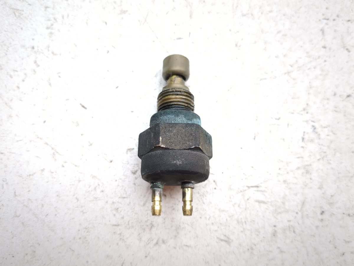 02-04 Kawasaki VN1500 Vulcan Mean Streak Radiator Fan Switch TRSH PL