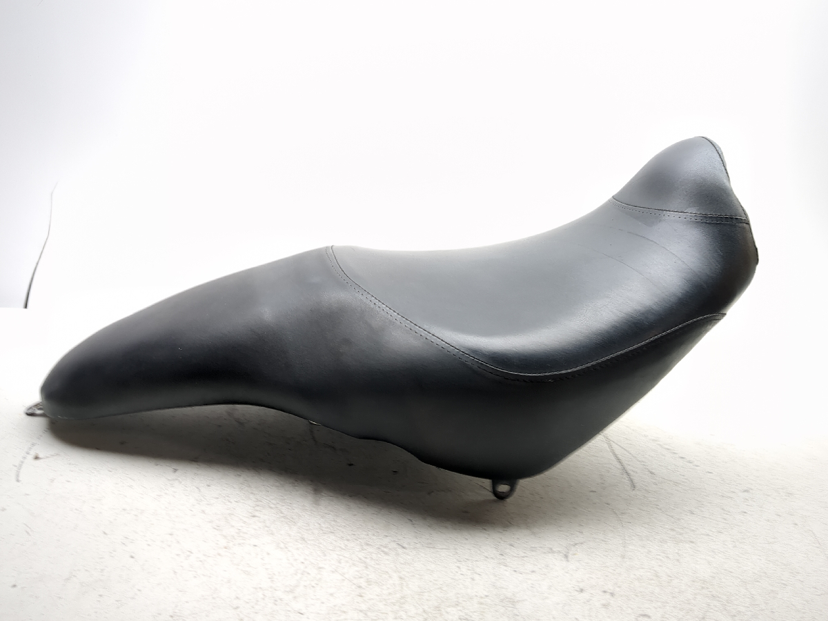 02-04 Kawasaki VN1500 Vulcan Mean Streak Full Driver Passenger Seat 53001-1960