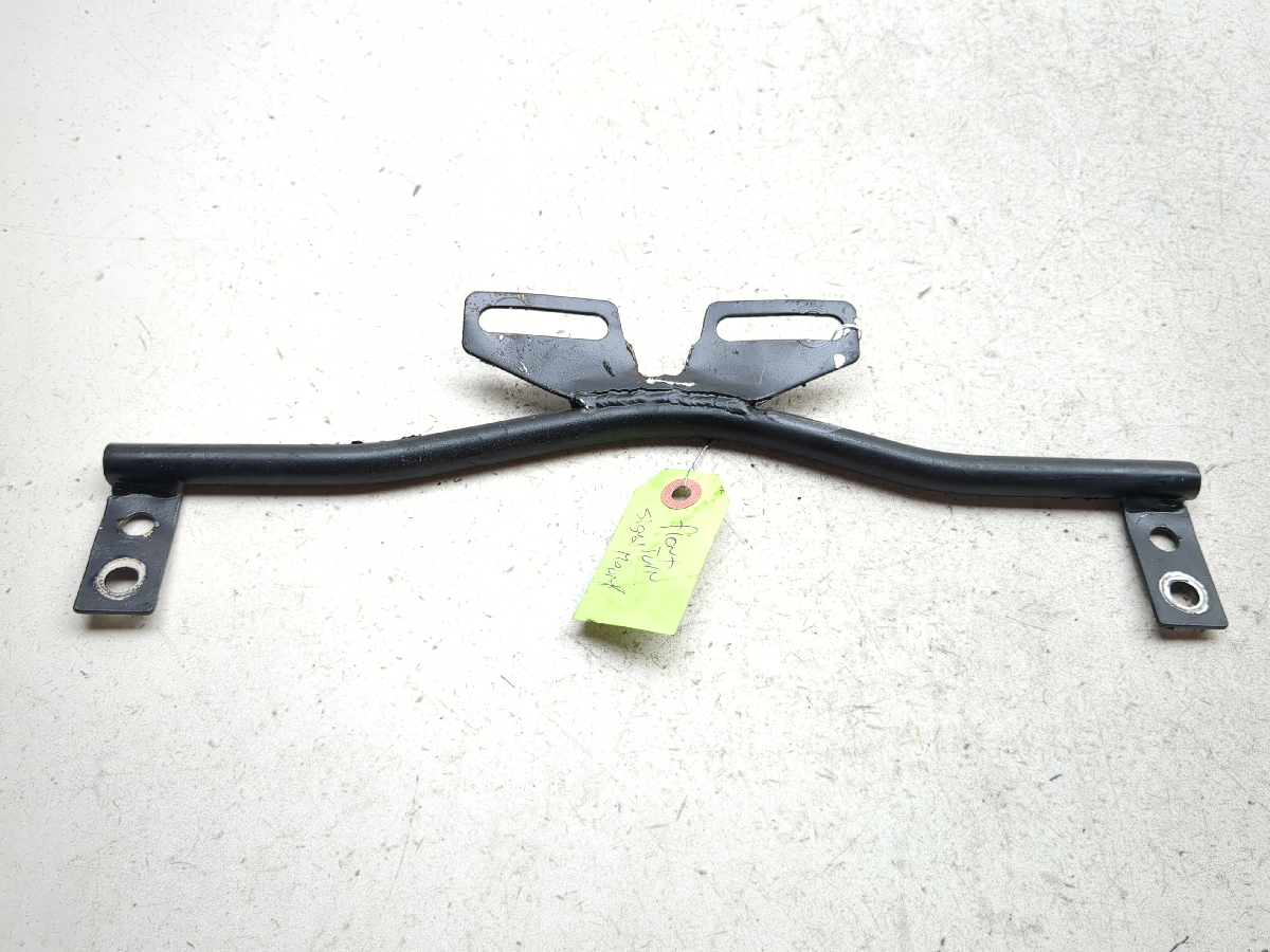 02-04 Kawasaki VN1500 Vulcan Mean Streak Front Turn Signal Mount Bracket Bar