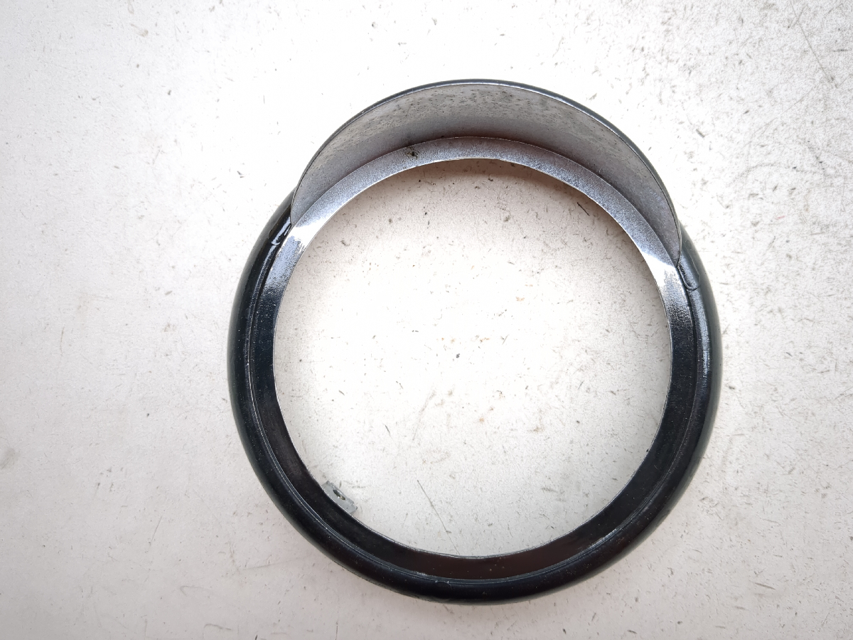 02-04 Kawasaki VN1500 Vulcan Mean Streak Headlight Bezel Ring