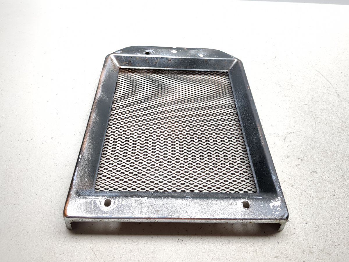 02-04 Kawasaki VN1500 Vulcan Mean Streak Radiator Cover Guard Screen Grille
