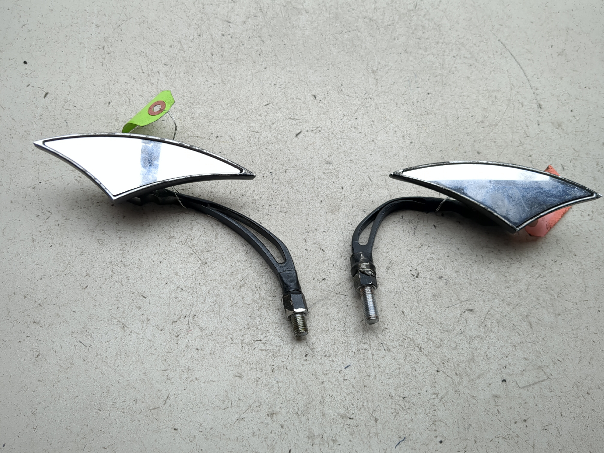 02-04 Kawasaki VN1500 Vulcan Mean Streak Aftermarket Rearview Mirrors Set