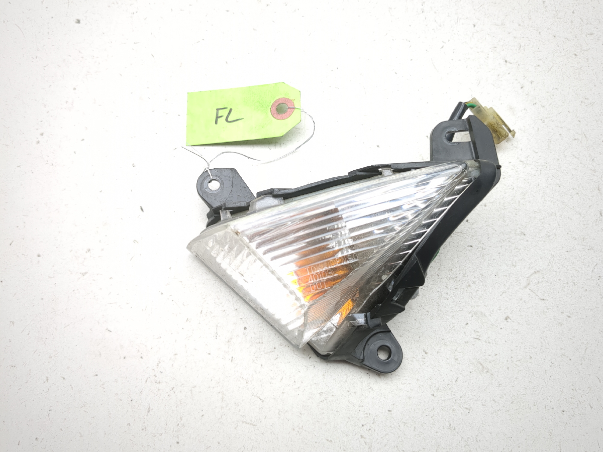 06 07 Kawasaki Ninja ZX10 ZX10R Front Left Turn Signal Flasher Indicator Light