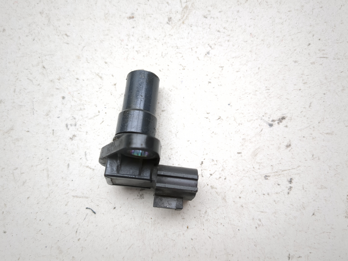 05 06 Kawasaki ZX6 ZX 636 Engine Motor Speed Sensor TRSH PL