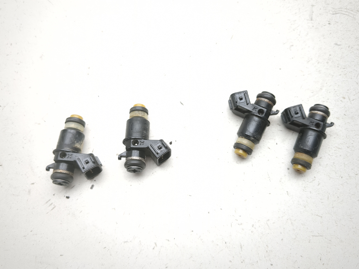 05 06 Kawasaki ZX6 ZX 636 Gas Fuel Injectors