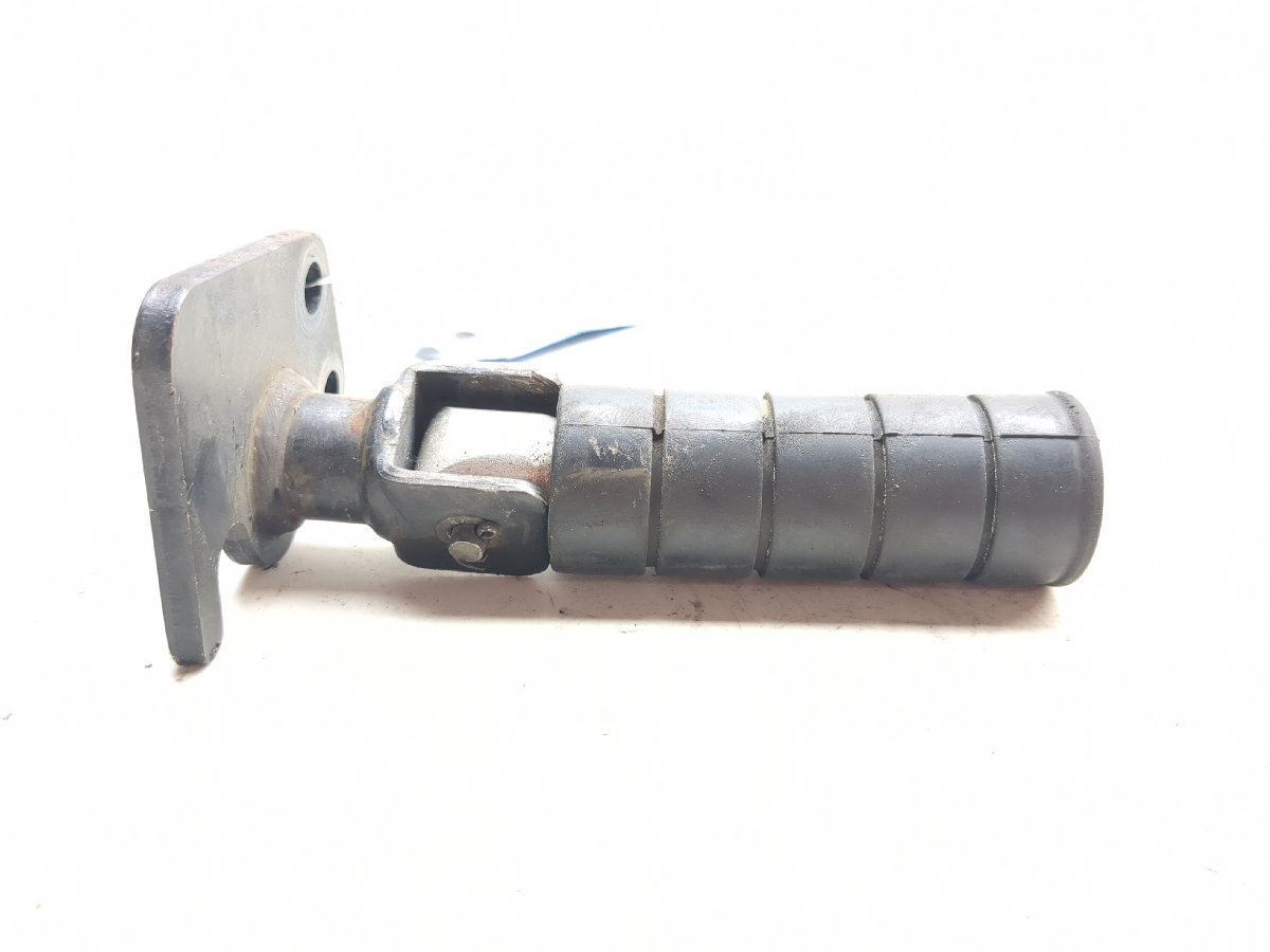 00-09 Yamaha V Star 1100 XVS1100 Right Passenger Foot Peg