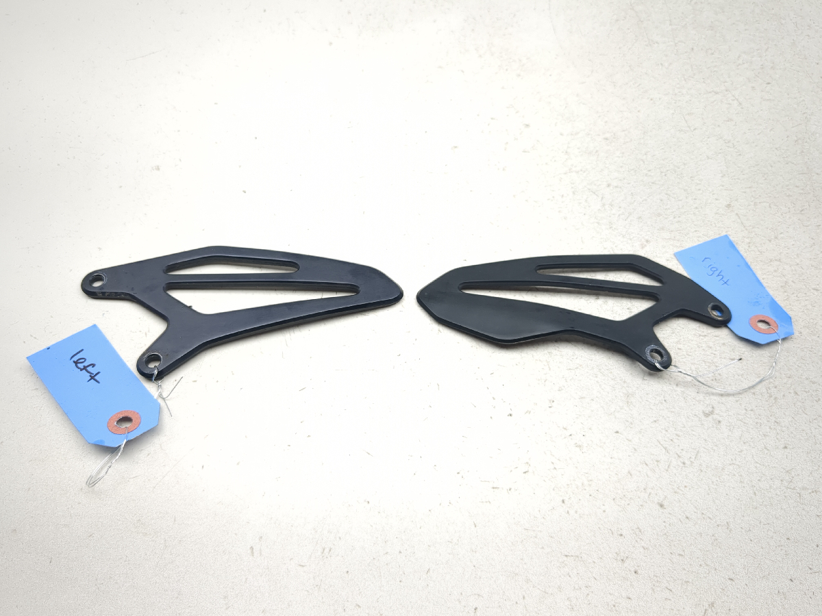 22-25 Yamaha YZF-R7 YZF R7 Foot Peg Heel Guards